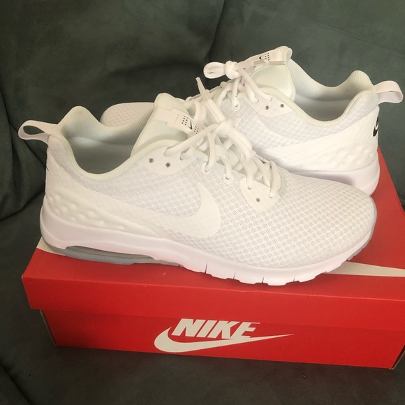 Nike Shoes | Nike Air Max Motion Lw 83326 10 | Poshmark